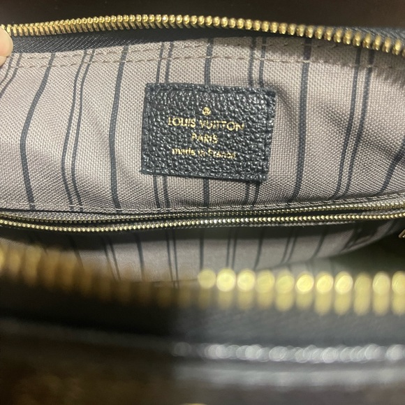 Louis Vuitton Empreinte Speedy Bandouliere 30 NM Black. - Picture 9 of 10